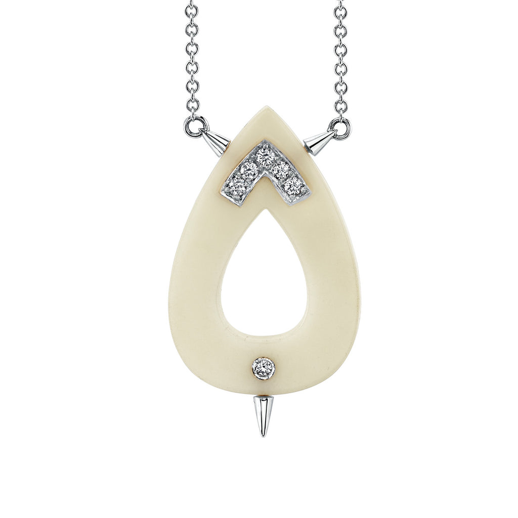 Nurture Diamond Pendant in 18k Gold Jewelry - Irthly - 3